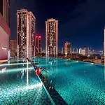 Starlight Suite At Chambers Kuala Lumpur Klcc