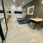 Starlight Suite At Chambers Kuala Lumpur Klcc